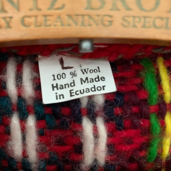 VTG | Hand Woven Coat - Picture 5 of 5